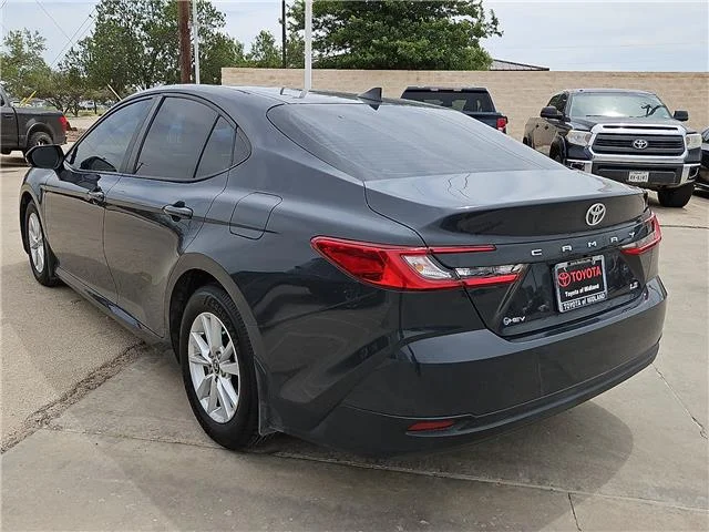 Used 2025 Underground Toyota LE image 2