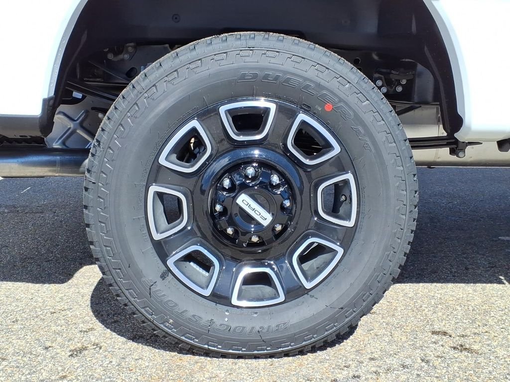 New 2026 Star White Metallic Tri-Coat Ford F-250® Platinum® image 11