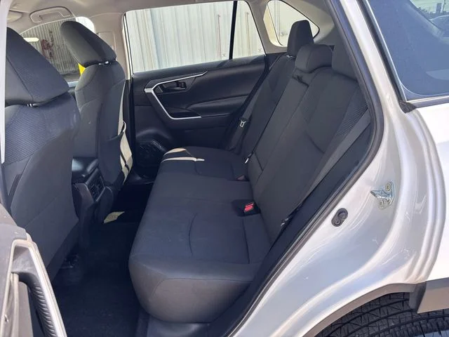 Used 2025 White Toyota LE image 23