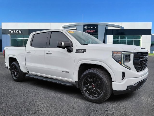Used 2024 Summit White GMC Elevation image 1