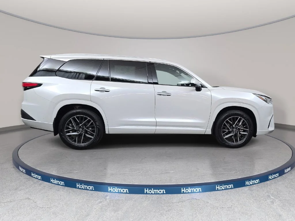 New 2026 Wind Chill Pearl Lexus PREMIUM AWD image 4