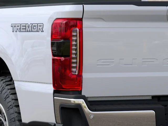 New 2027 White Ford Lariat image 21