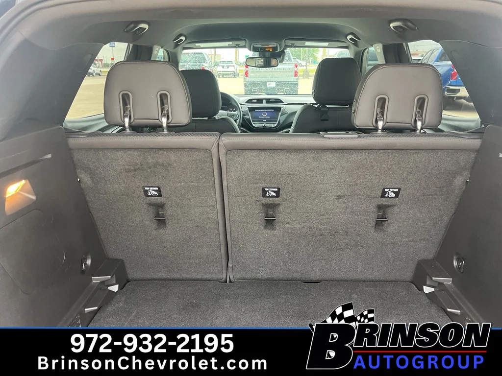 Used 2023 SUMMIT WHITE Chevrolet RS image 14