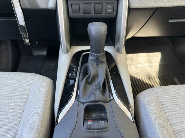 Used 2024  Toyota L image 20