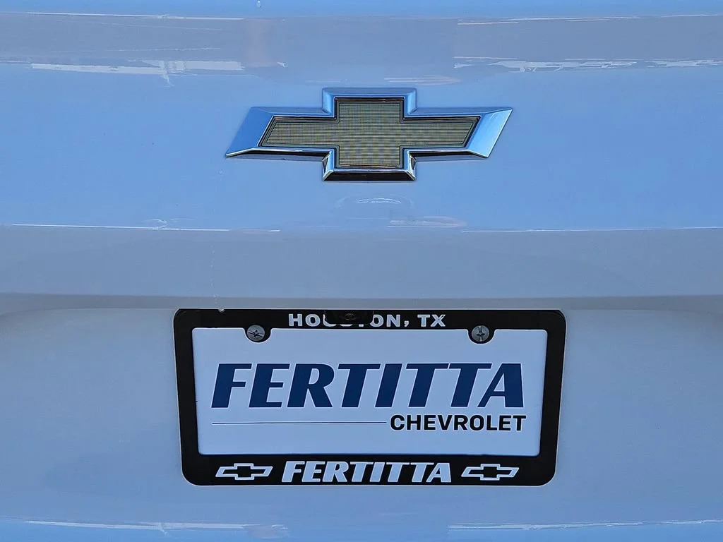 New 2026 Summit White Chevrolet LT image 29