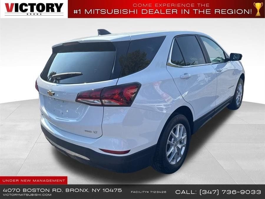 Used 2023 White Chevrolet LT image 4