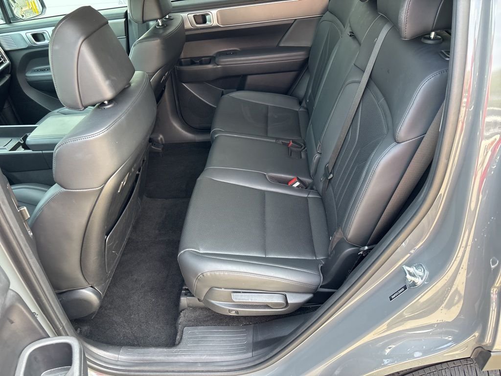 Used 2025 Gray Hyundai SEL image 10