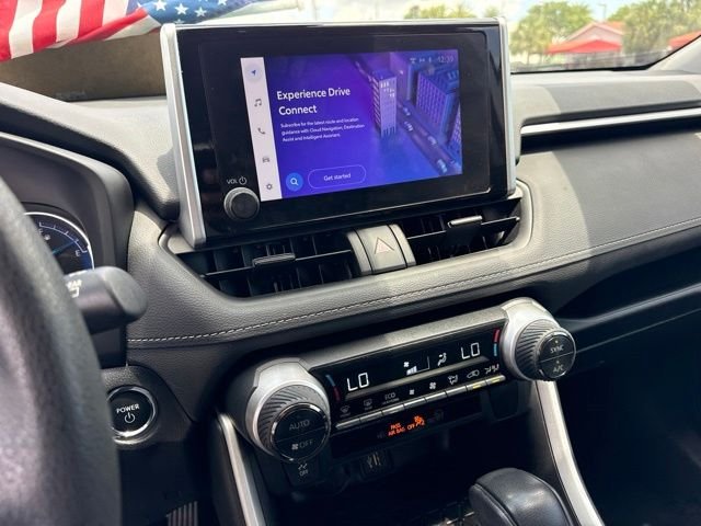 2023 Toyota RAV4 XLE - Photo 21