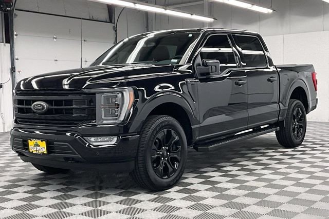 Used 2023 Agate Black Metallic Ford Lariat image 13