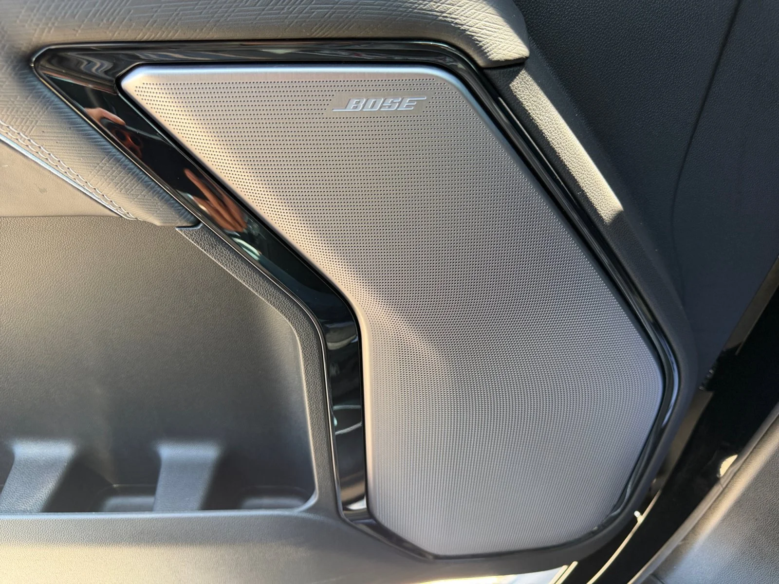 Used 2025 Onyx Black GMC AT4X image 20