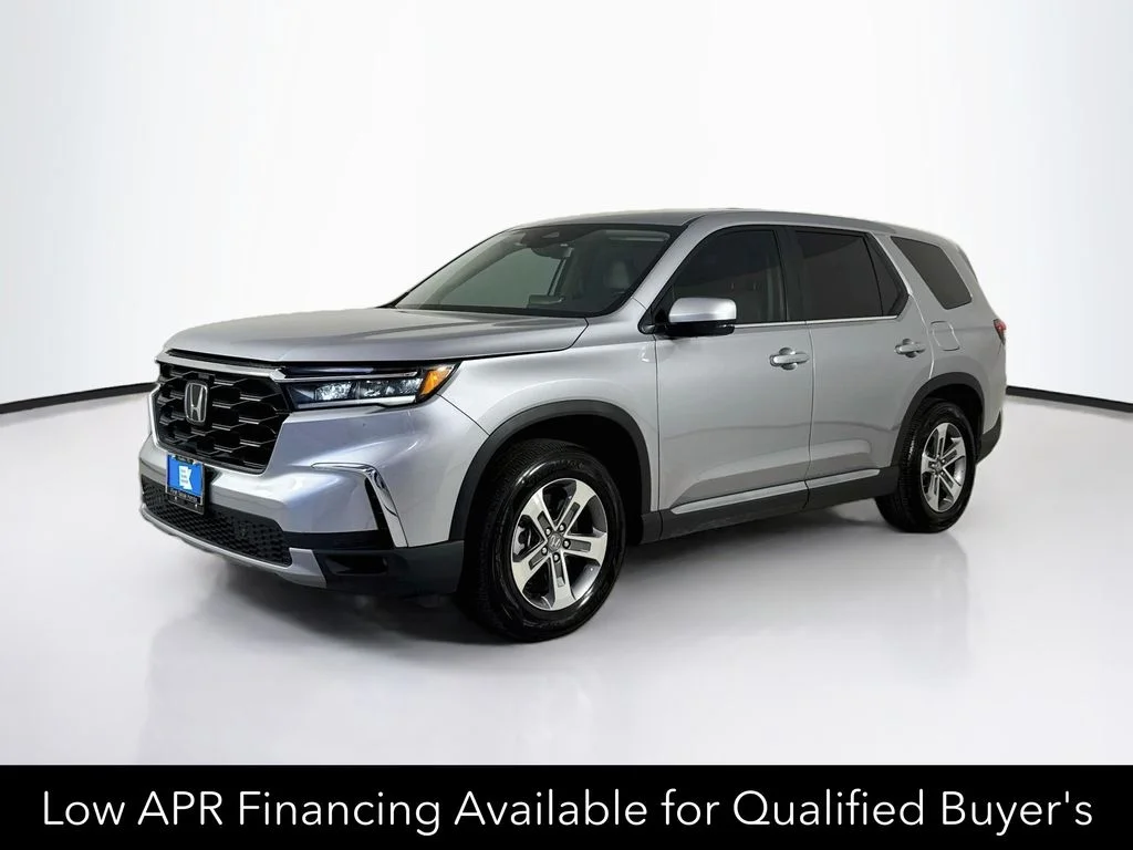 Certified Used 2025 Lunar Silver Metallic Honda EX-L image 3