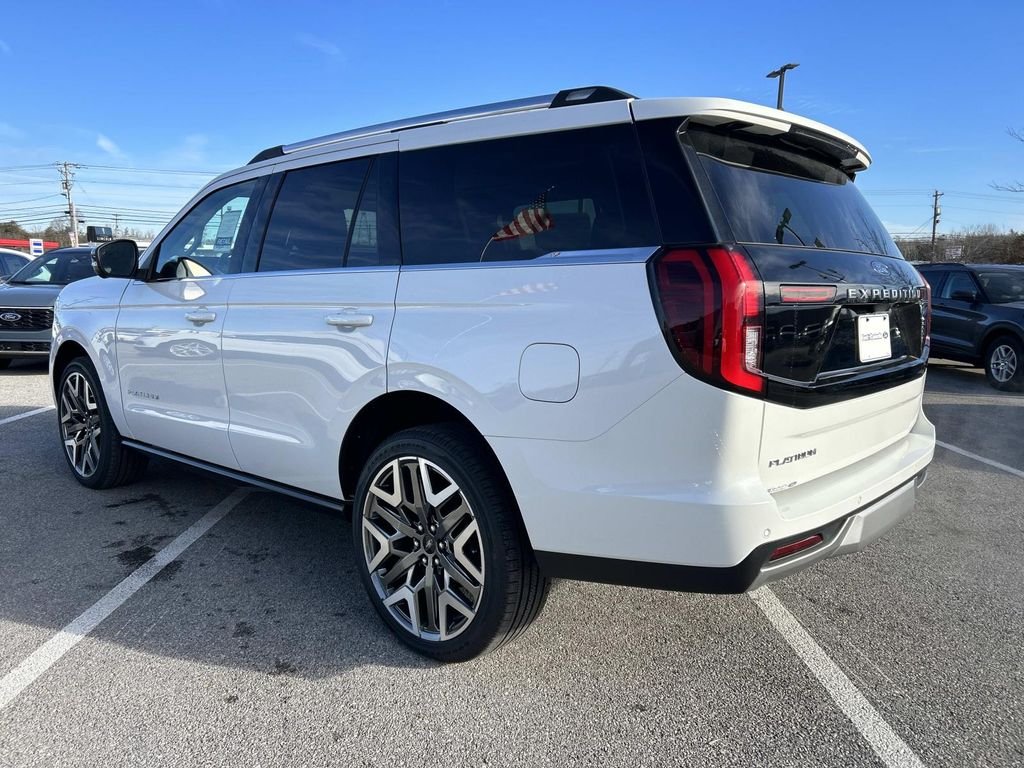 New 2026 Star White Metallic Tri-Coat Ford Platinum® image 5