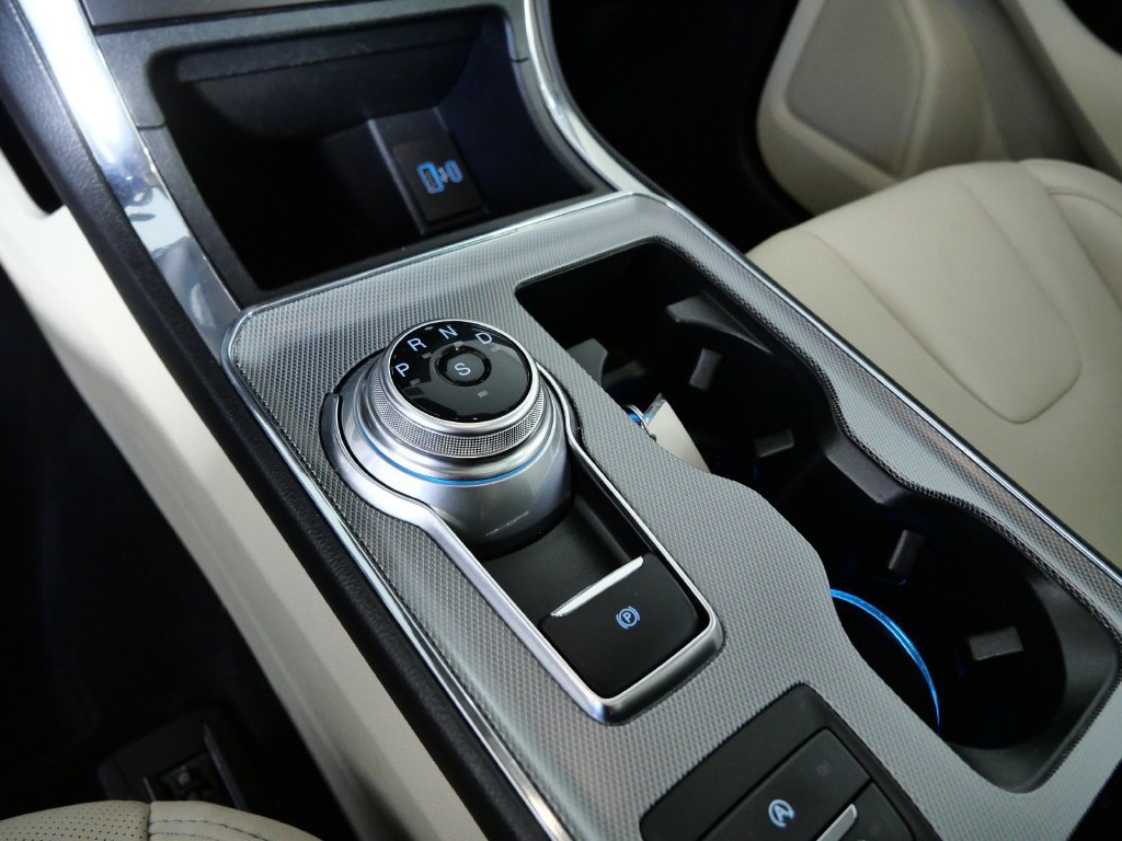 Used 2021 Silver Ford Titanium image 19