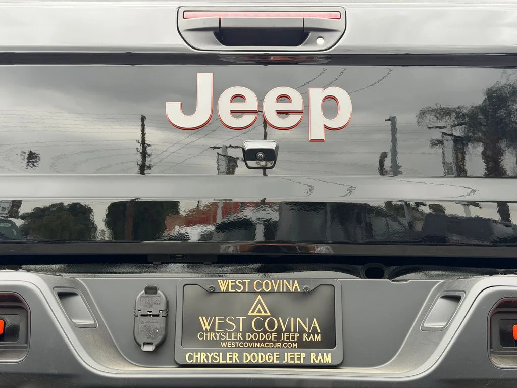 New 2026 Black Clear-Coat Exterior Paint Jeep Mojave image 13