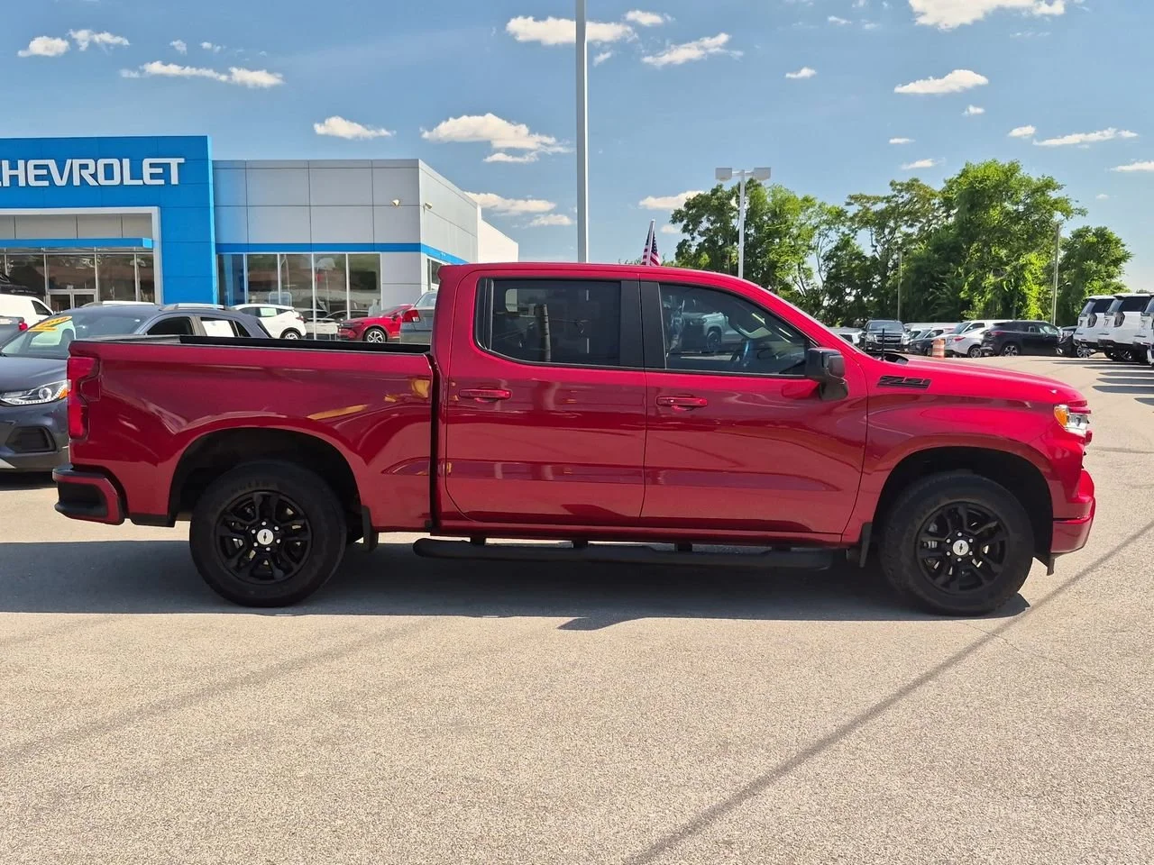Used 2025 Radiant Red Tintcoat Chevrolet RST image 9