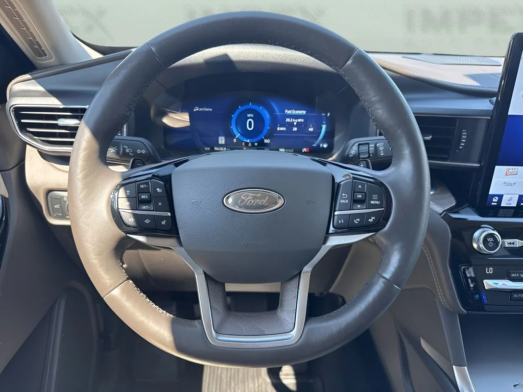 Used 2021 White Ford Platinum image 16