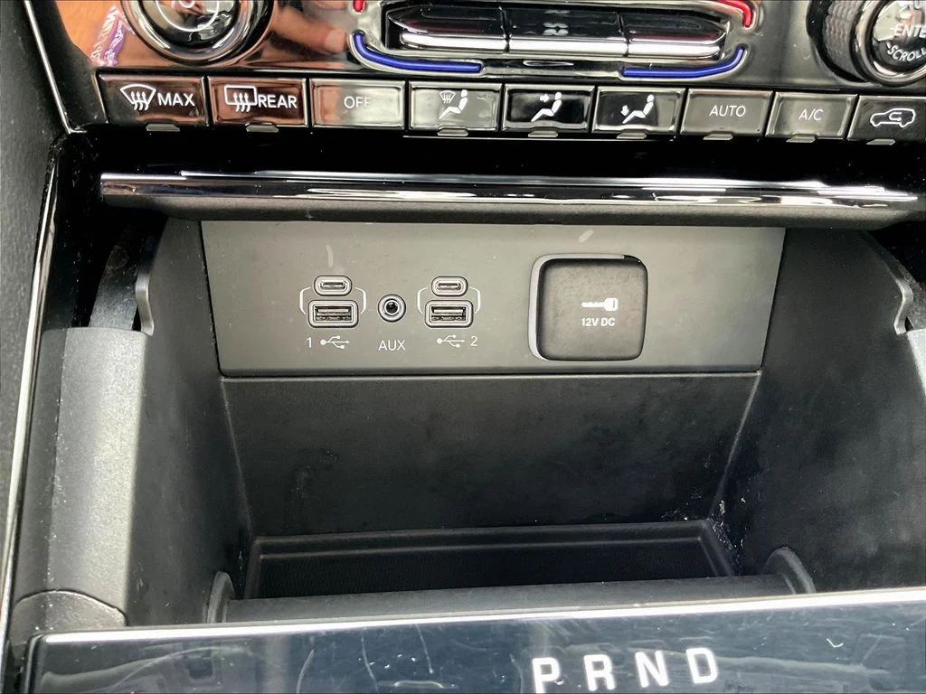 Used 2023 Bright White Clearcoat Jeep Limited image 17