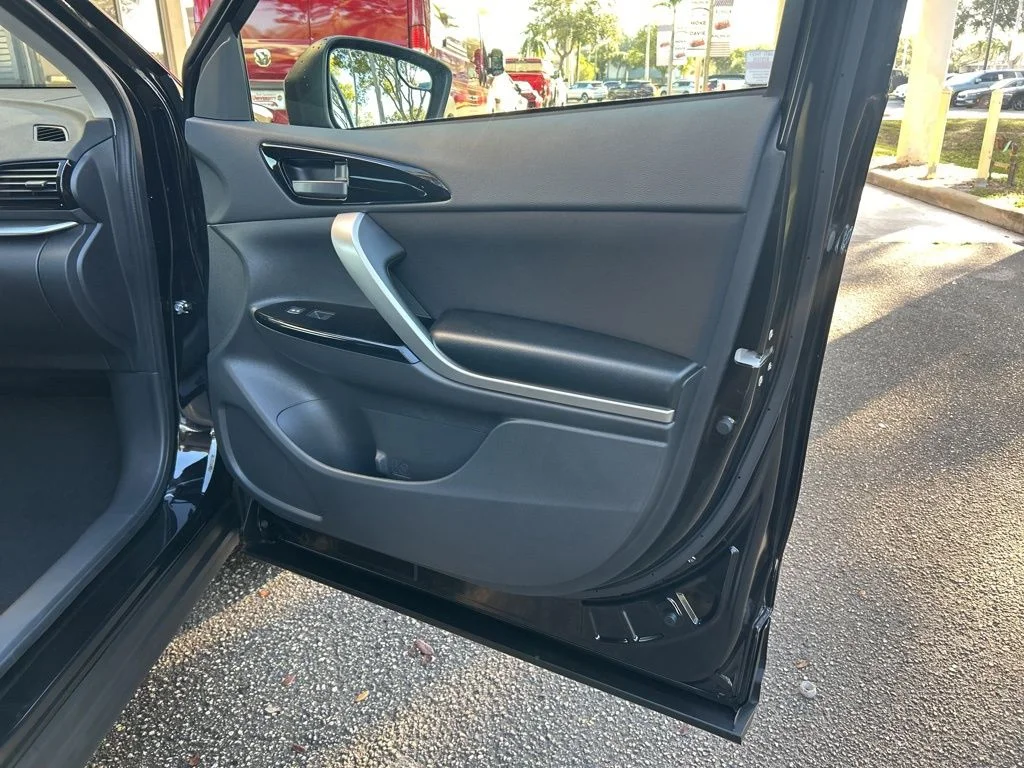 New 2026 Black Mitsubishi LE 1.5T S-AWC image 22