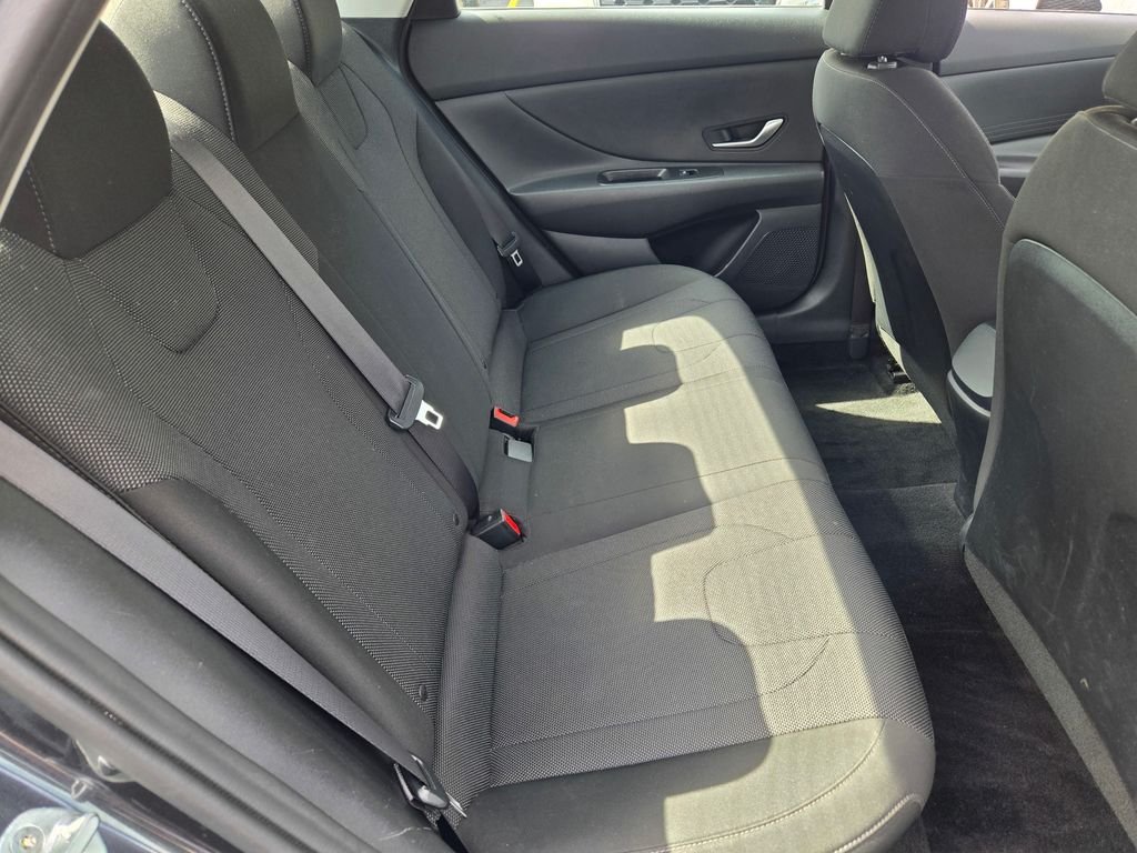 Used 2023 Gray Hyundai SE image 14