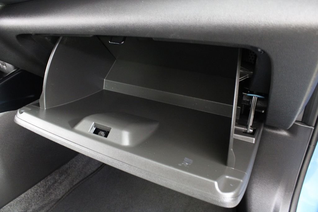Used 2025 Blue Chevrolet LT image 16