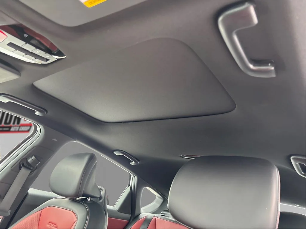 New 2025 White Kia GT-Line Turbo image 13