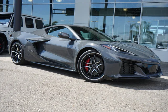 2027 Chevrolet Corvette 2LT
