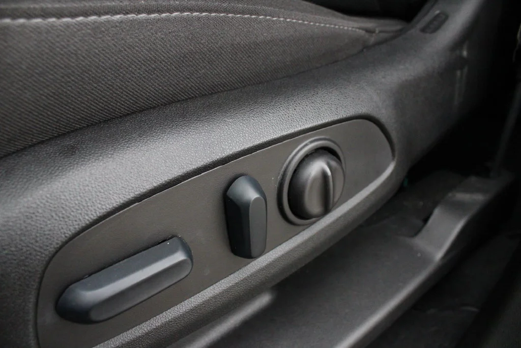 Used 2023 Black Chevrolet LT image 3