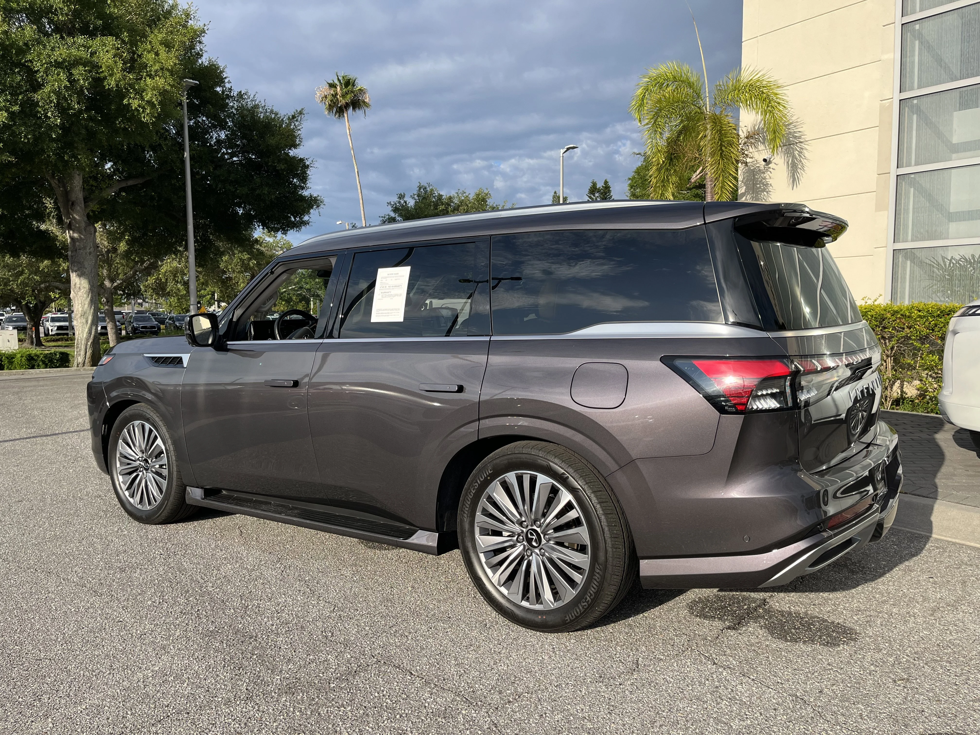 Used 2025 Anthracite Gray INFINITI SENSORY image 7