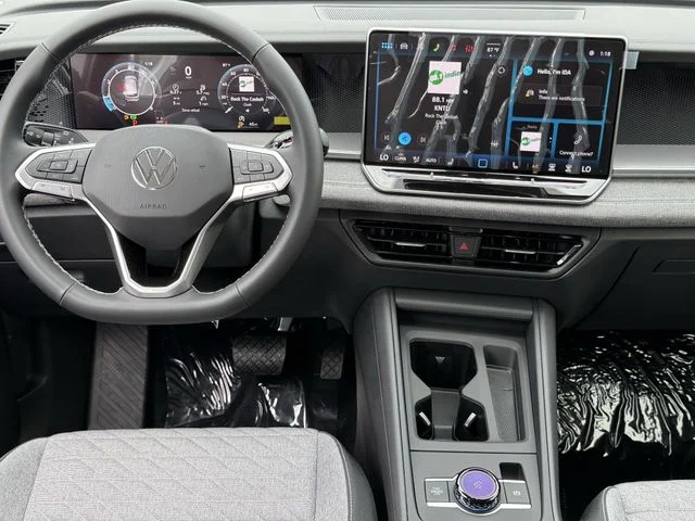 New 2026 White Volkswagen 2.0T S image 8