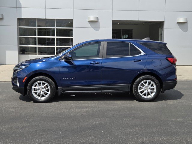 Used 2023 BLUE GLOW METALLIC Chevrolet LT image 7