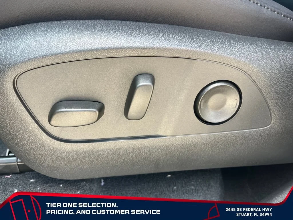 2026 GMC Acadia Elevation - Photo 15