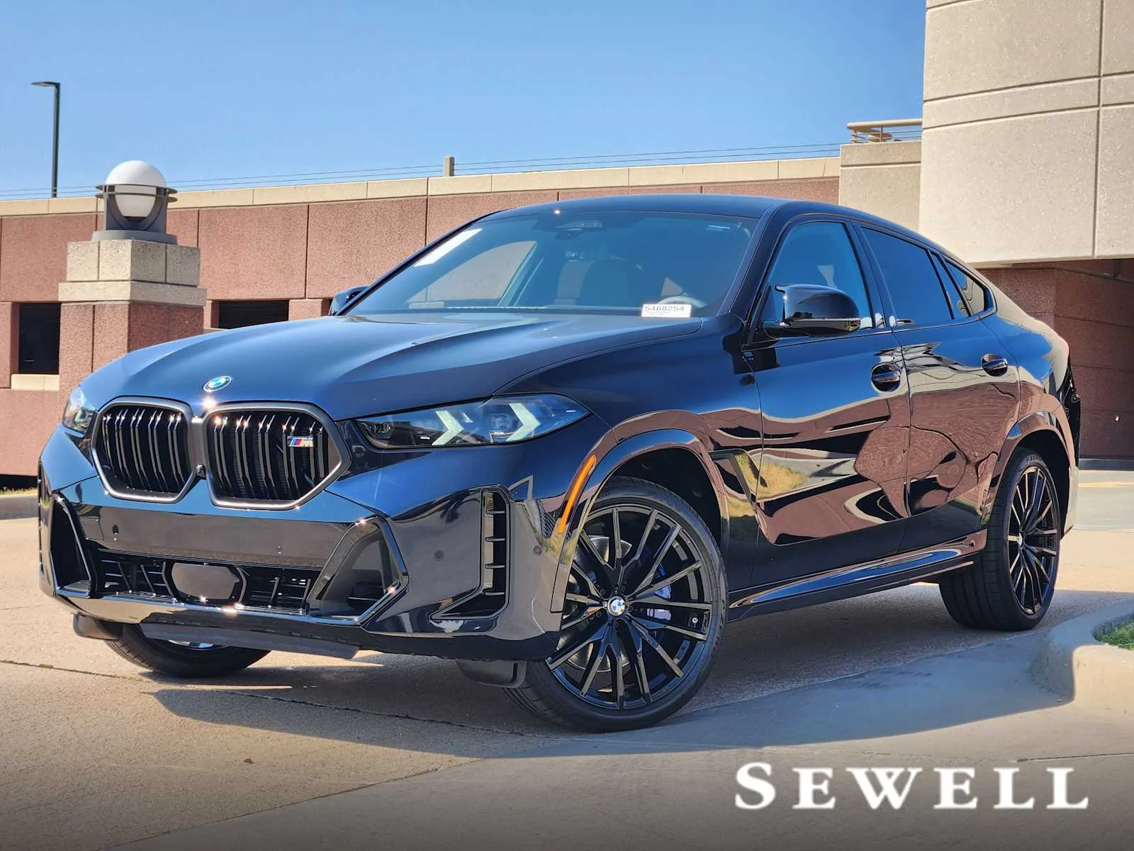 2027 BMW X6 M60i