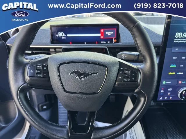 Used 2025 White Ford Premium image 24