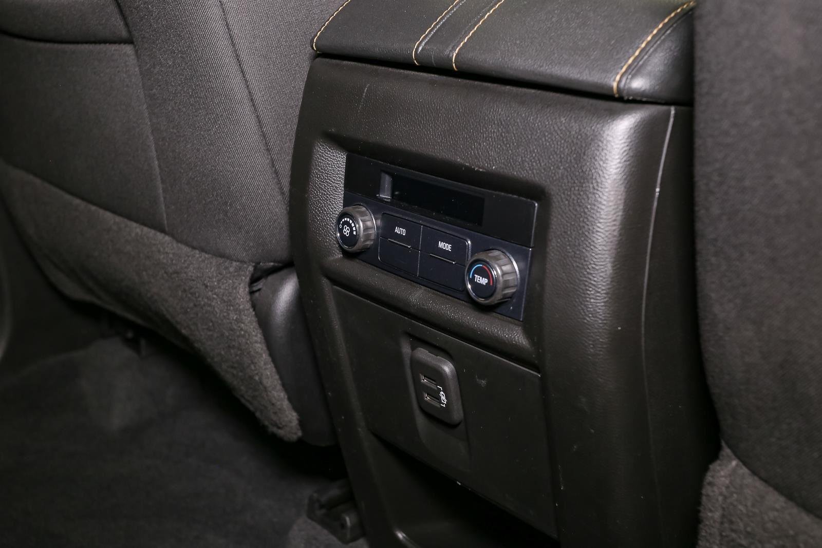 Used 2020 Graphite Metallic Chevrolet LT Cloth image 23
