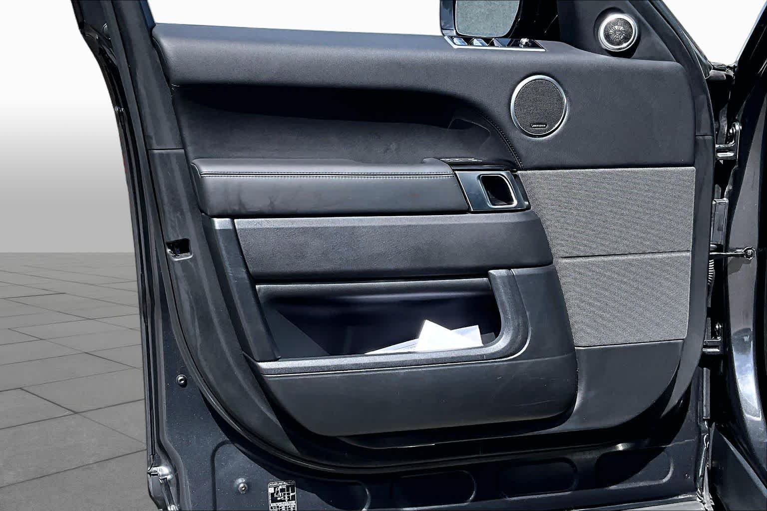 Used 2021 Carpathian Grey Premium Metallic Land Rover HSE Silver Edition image 21