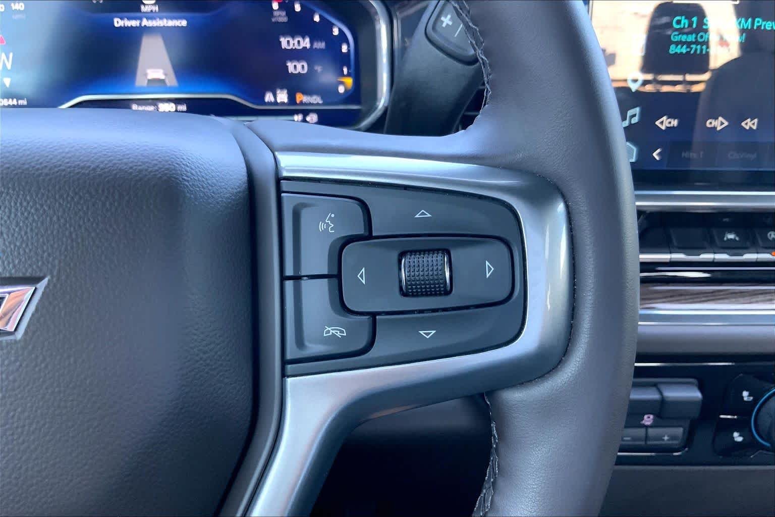 Used 2023 SUMMIT WHITE Chevrolet RST image 25