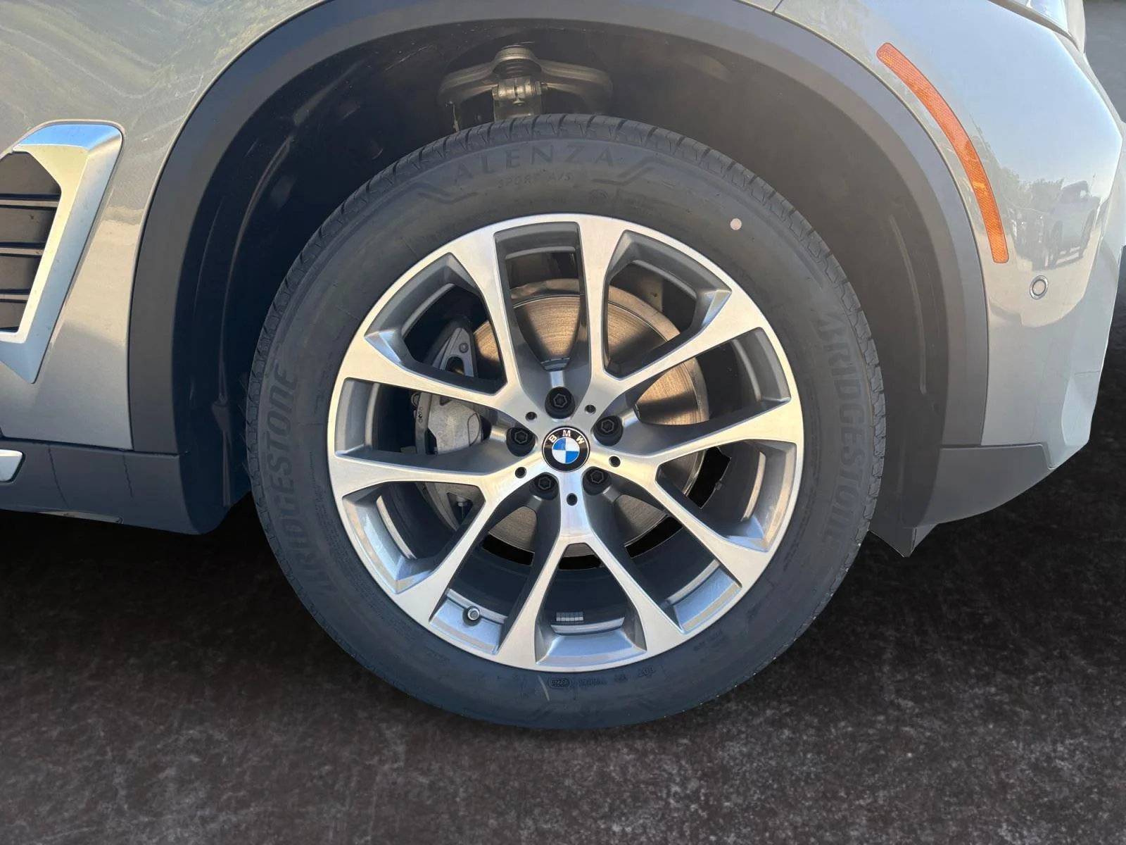 2026 BMW X5 40i - Photo 28