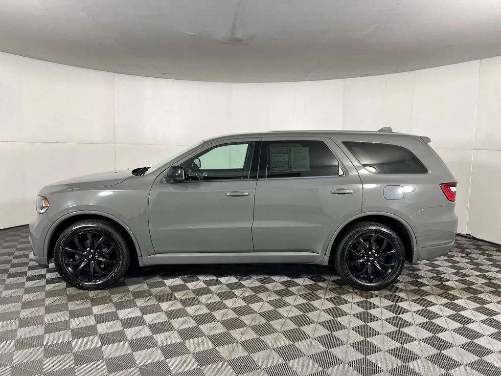 Used 2020 Gray Clearcoat Dodge SXT Plus image 6