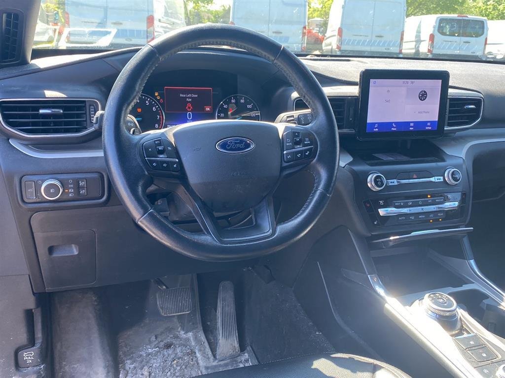 Used 2020 Blue Ford XLT image 3