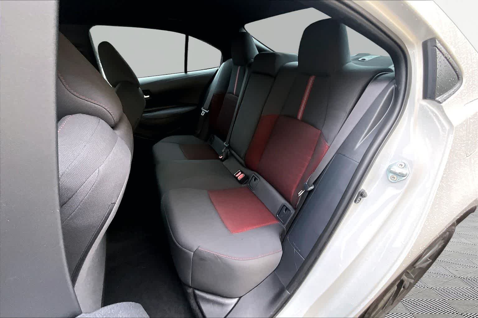 Used 2024 Ice Cap Toyota SE image 20