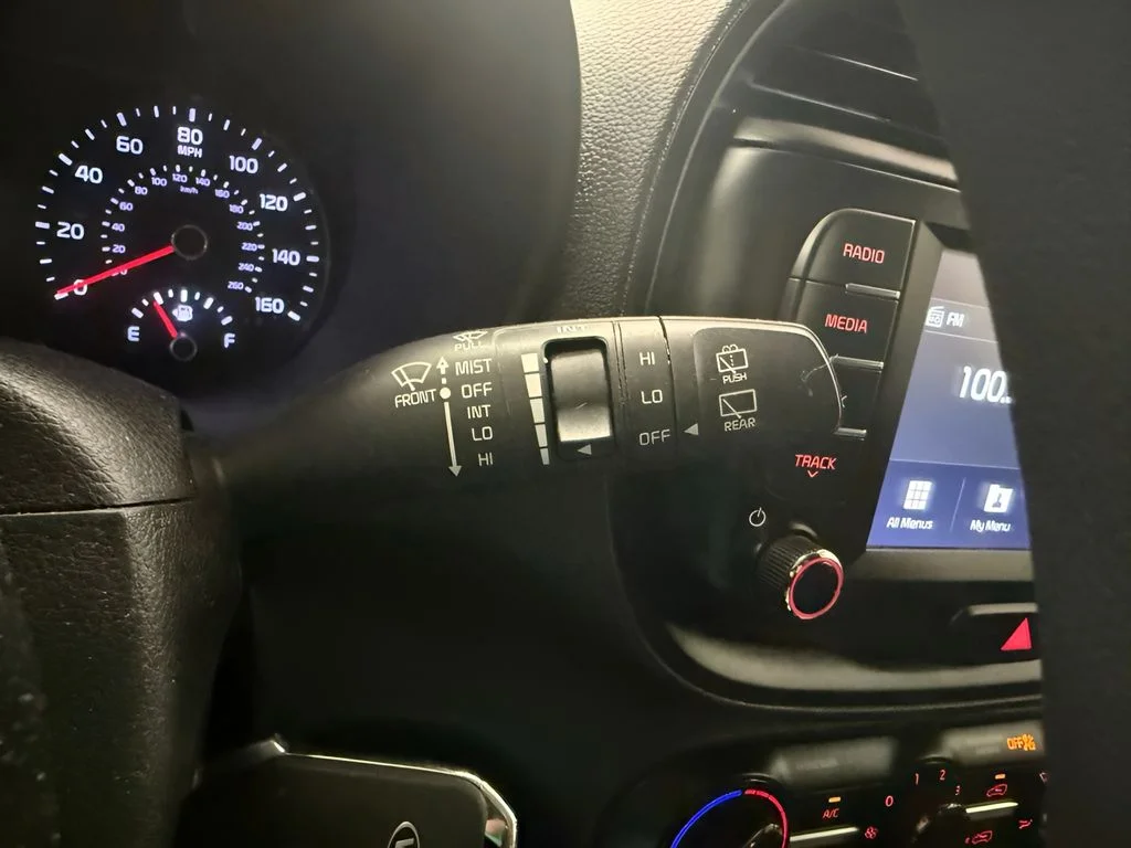 Used 2020 Red Kia LX image 19