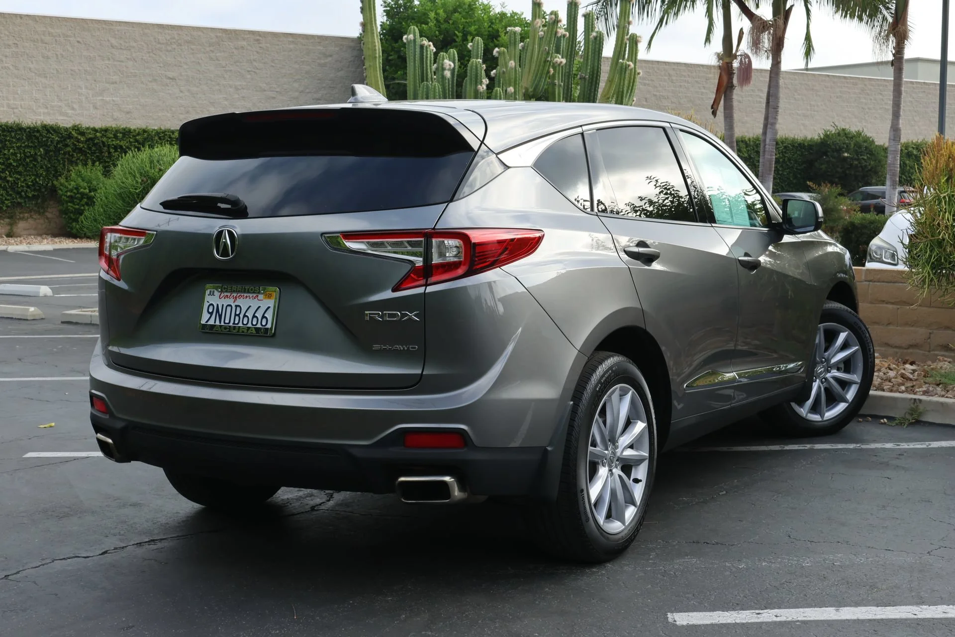 Certified Used 2024 Liquid Carbon Metallic Acura SH-AWD image 24