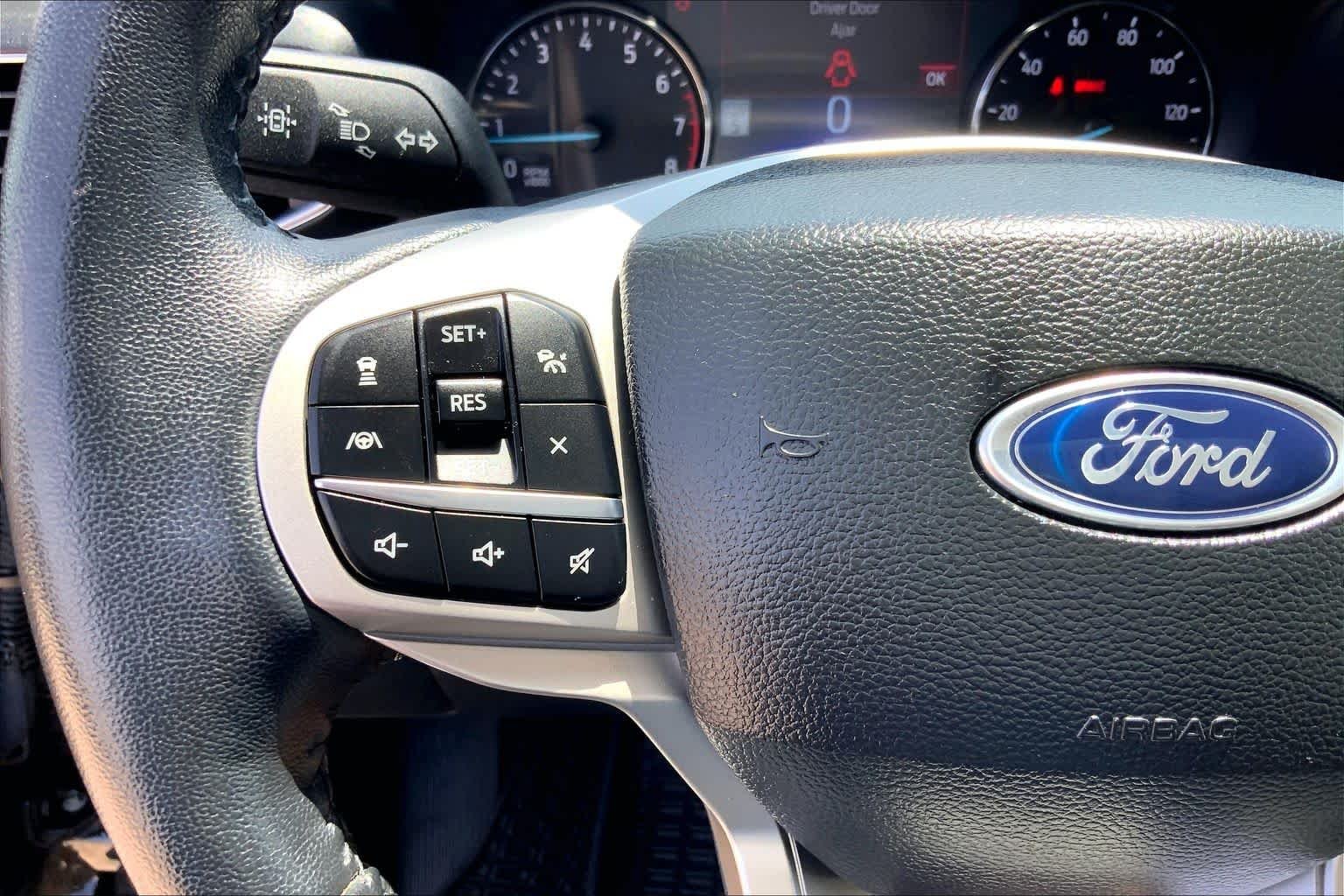 2023 Ford Explorer Limited - Photo 24