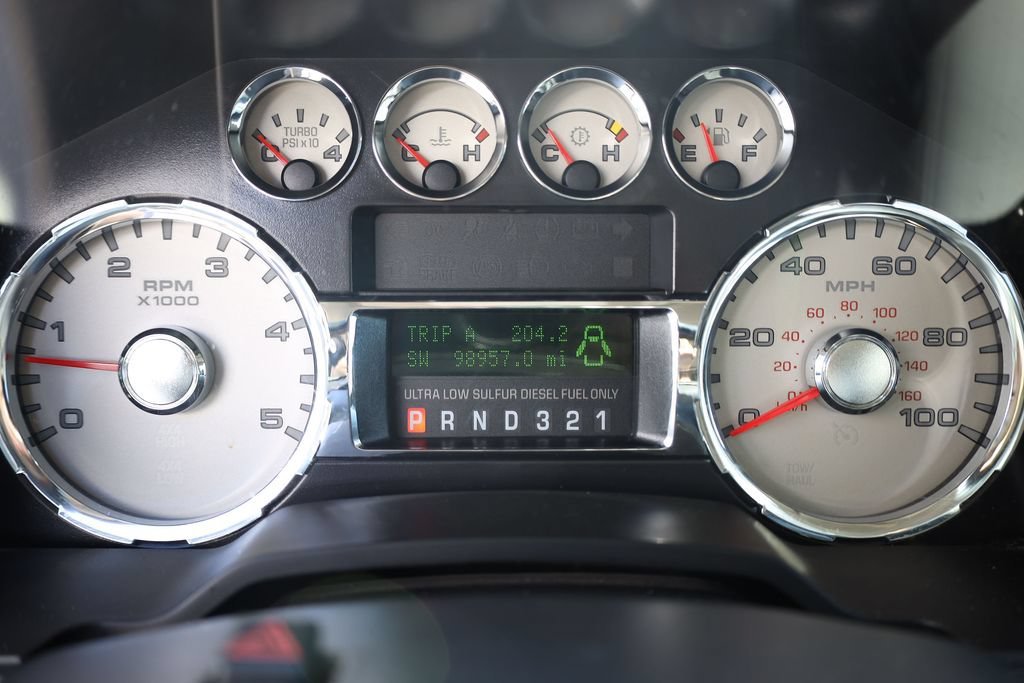 Used 2010 White Ford  image 14