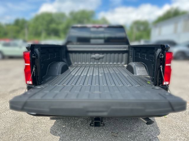 New 2026 Black Chevrolet LT image 24