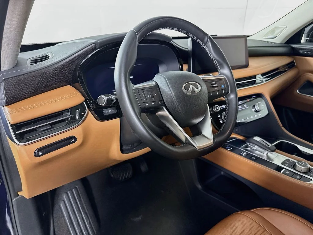 Certified Used 2023 Blue INFINITI Sensory image 12