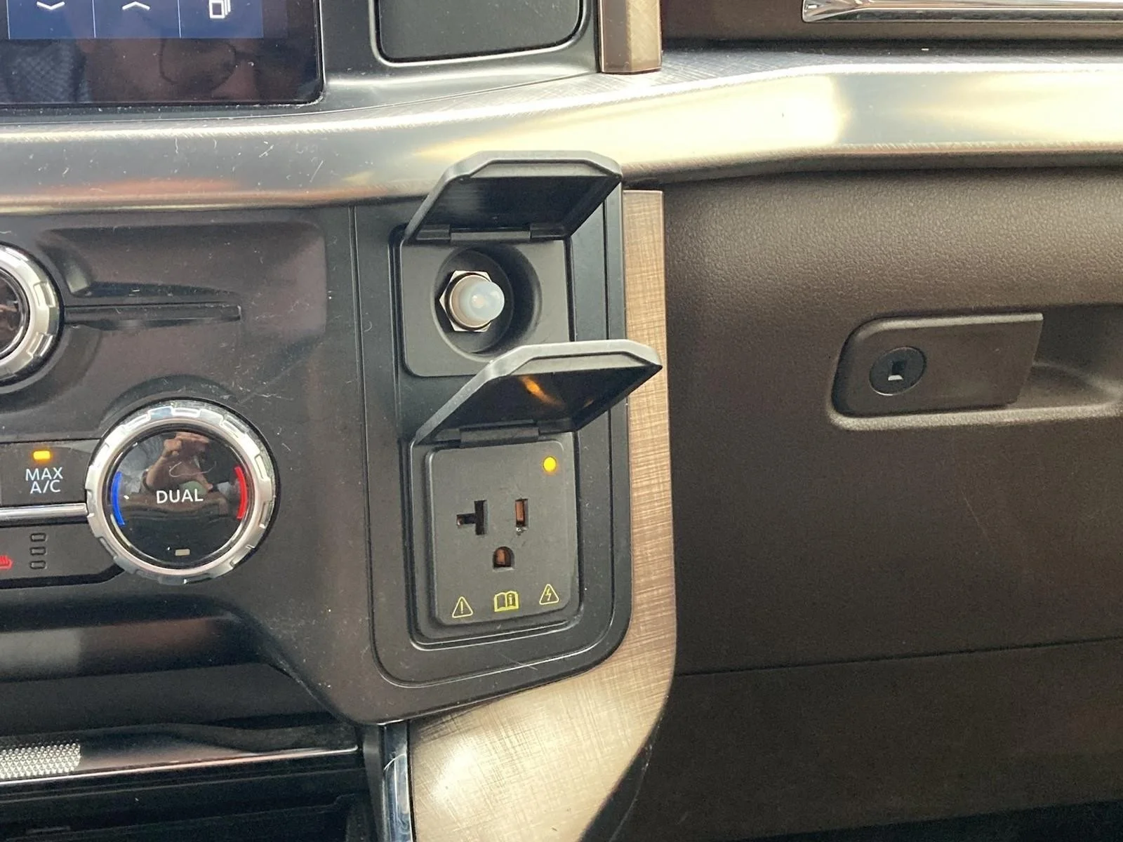 Certified Used 2025 Blue Ford King Ranch image 16