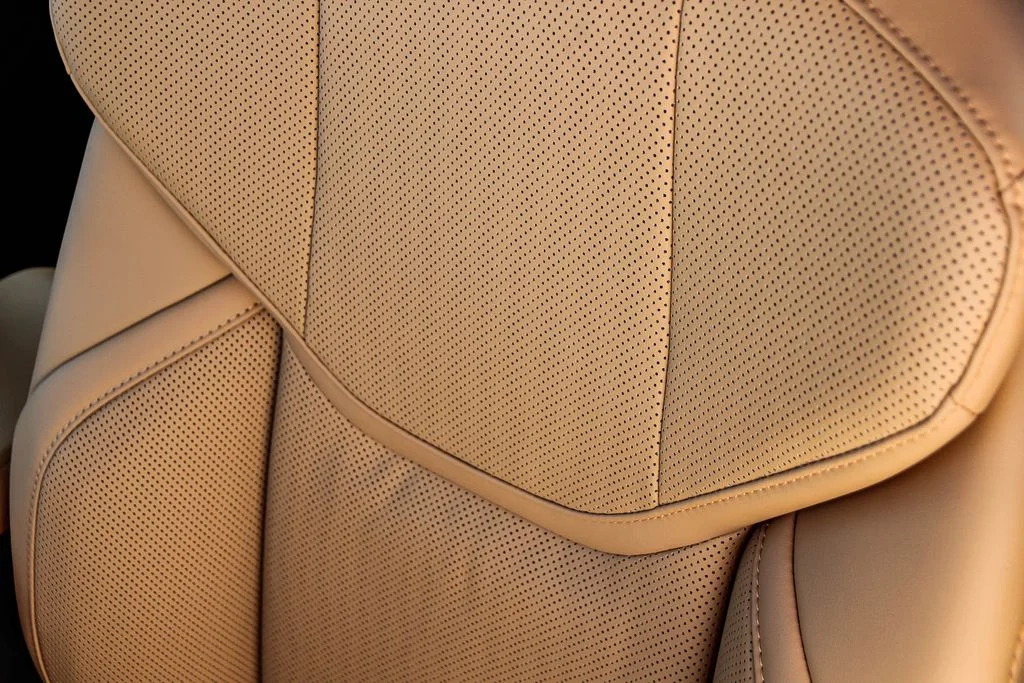 New 2026 Caviar Lexus ES 350e PREMIUM image 24