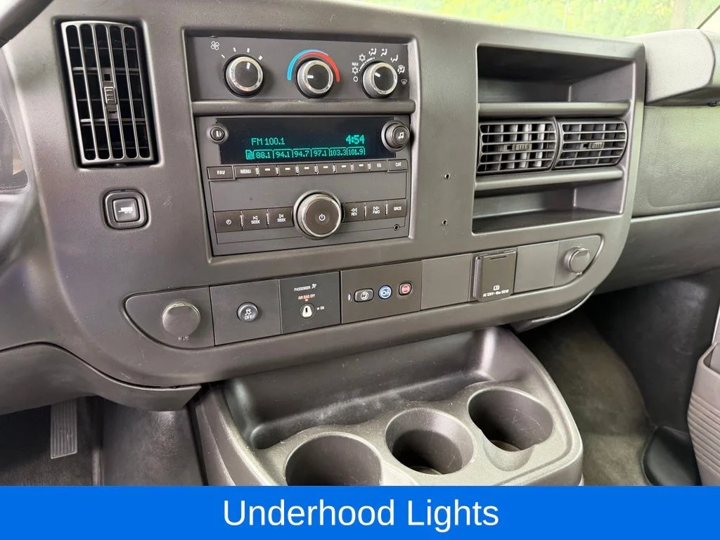 Used 2017 White Chevrolet LT image 26