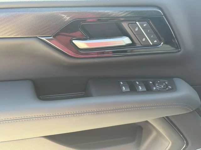New 2026 White GMC AT4 image 16